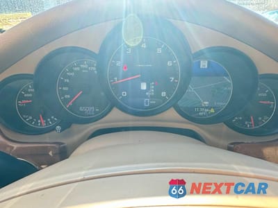 Zdjęcie 8 z 15 samochodu: 2013 PORSCHE PANAMERA 2 VIN:WP0AA2A77DL010215 - miniatura