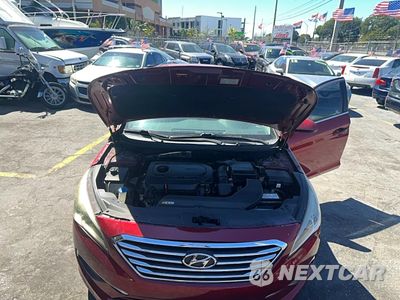 Zdjęcie 7 z 10 samochodu: 2016 HYUNDAI SONATA SE VIN:5NPE24AF3GH328827 - miniatura