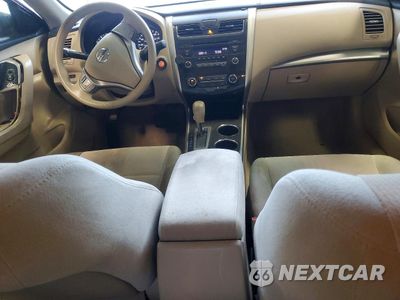 Zdjęcie 8 z 13 samochodu: 2013 NISS ALTIMA VIN:1N4AL3AP8DC915388 - miniatura