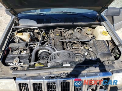 Zdjęcie 12 z 13 samochodu: 1998 JEEP GRAND CHEROKEE LAREDO VIN:1J4FX58S3WC281298 - miniatura