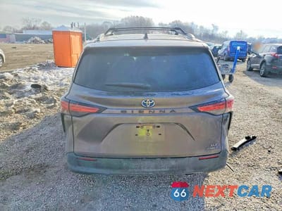 Zdjęcie 6 z 13 samochodu: 2021 TOYOTA SIENNA XLE VIN:5TDYRKEC6MS028704 - miniatura