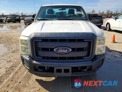 Piąte zdjęcie samochodu w środku: 2015 FORD F250 SUPER DUTY VIN:1FTBF2A68FEB81396 - miniatura