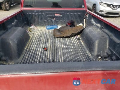 Zdjęcie 10 z 11 samochodu: 2000 CHEVROLET S TRUCK S10 VIN:1GCCS1944Y8184021 - miniatura