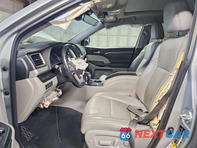 Zdjęcie 7 z 13 samochodu: 2018 TOYOTA HIGHLANDER LIMITED VIN:5TDDZRFH3JS825327 - miniatura