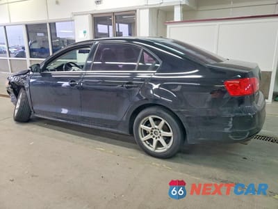 Drugie zdjęcie samochodu z przodu: 2013 VOLKSWAGEN JETTA SE VIN:3VWDP7AJ7DM428435 - miniatura