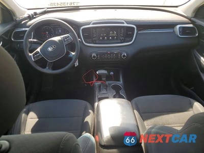Zdjęcie 8 z 14 samochodu: 2020 KIA SORENTO L VIN:5XYPG4A36LG647477 - miniatura