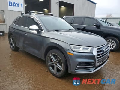 Czwarte zdjęcie samochodu z boku: 2018 AUDI SQ5 PREMIUM PLUS VIN:WA1A4AFY6J2247082 - miniatura