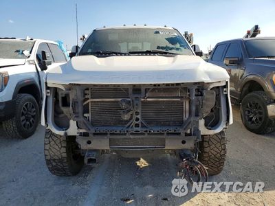 Piąte zdjęcie samochodu w środku: 2022 FORD F350 SUPER DUTY VIN:1FT8W3BT0NED72359 - miniatura