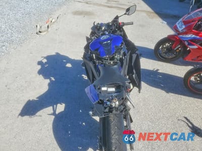 Zdjęcie 6 z 9 samochodu: 2024 YAMAHA YZFR3 A VIN:MH3RH18Y7RK015713 - miniatura