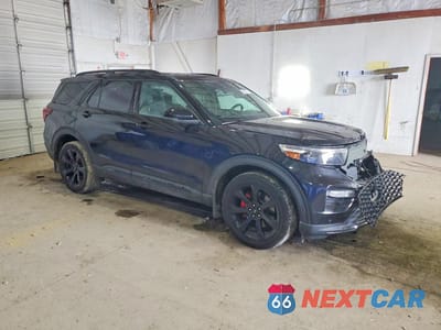 Czwarte zdjęcie samochodu z boku: 2020 FORD EXPLORER ST VIN:1FM5K8GC0LGB62314 - miniatura
