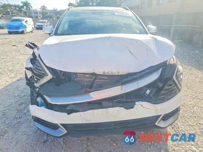 Piąte zdjęcie samochodu w środku: 2025 KIA SPORTAGE EX VIN:5XYK33DF1SG280315 - miniatura