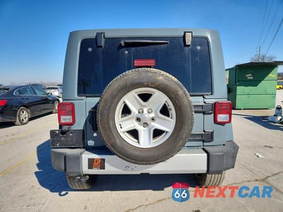 Zdjęcie 6 z 13 samochodu: 2014 JEEP WRANGLER UNLIMITED SAHARA VIN:1C4BJWEG0EL196980 - miniatura