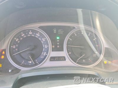 Zdjęcie 9 z 12 samochodu: 2009 LEXUS IS 350 VIN:JTHBE262095022786 - miniatura