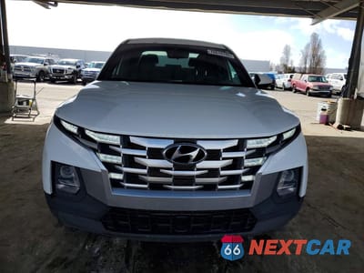 Piąte zdjęcie samochodu w środku: 2022 HYUNDAI SANTA CRUZ SE VIN:5NTJADAE8NH033780 - miniatura