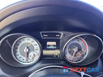 Zdjęcie 9 z 12 samochodu: 2016 MERCEDES-BENZ CLA 250 4MATIC VIN:WDDSJ4GBXGN367138 - miniatura