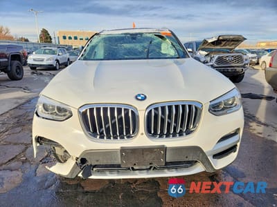 Piąte zdjęcie samochodu w środku: 2021 BMW X3 XDRIVE30E VIN:5UXTS1C02M9E39311 - miniatura