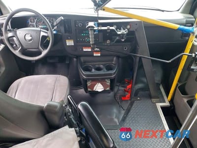 Zdjęcie 8 z 13 samochodu: 2013 CHEVROLET EXPRESS G3500 LT VIN:1GBZG1FA8D1186612 - miniatura