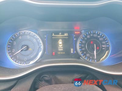 Zdjęcie 9 z 11 samochodu: 2015 CHRYSLER 200 LIMITED VIN:1C3CCCAB9FN659765 - miniatura