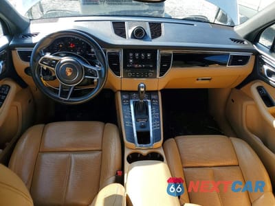 Zdjęcie 8 z 12 samochodu: 2018 PORSCHE MACAN VIN:WP1AA2A59JLB08963 - miniatura