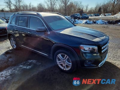 Czwarte zdjęcie samochodu z boku: 2022 MERCEDES-BENZ GLB 250 4MATIC VIN:W1N4M4HB5NW241021 - miniatura