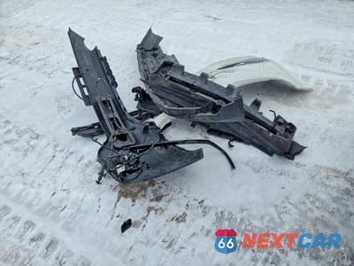 Zdjęcie 13 z 13 samochodu: 2020 VOLVO XC40 T5 R-DESIGN VIN:YV4162UM0L2337558 - miniatura