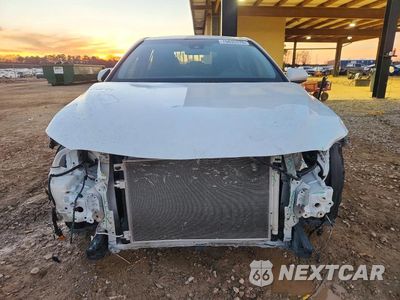 Piąte zdjęcie samochodu w środku: 2018 TOYOTA CAMRY L VIN:JTNB11HK3J3029991 - miniatura