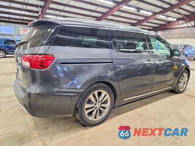 Trzecie zdjęcie samochodu z tyłu: 2018 KIA SEDONA SXL VIN:KNDME5C15J6357385 - miniatura