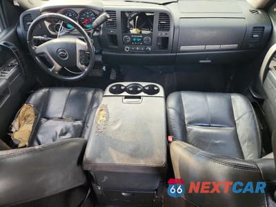 Zdjęcie 8 z 13 samochodu: 2011 CHEVROLET SILVERADO C1500 LT VIN:3GCPCSE05BG287750 - miniatura