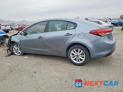 Drugie zdjęcie samochodu z przodu: 2017 KIA FORTE S VIN:3KPFL4A76HE130758 - miniatura