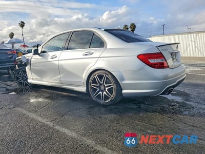 Drugie zdjęcie samochodu z przodu: 2014 MERCEDES-BENZ C 250 VIN:WDDGF4HB5ER308865 - miniatura
