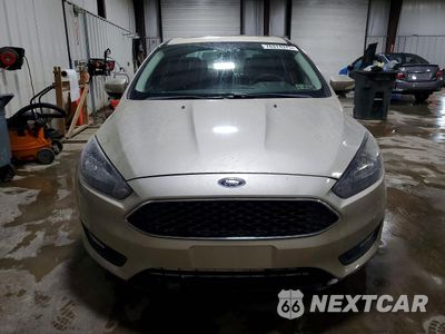Piąte zdjęcie samochodu w środku: 2018 FORD FOCUS SEL VIN:1FADP3H21JL314931 - miniatura