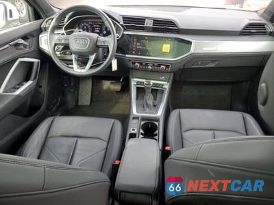 Zdjęcie 8 z 11 samochodu: 2023 AUDI Q3 PREMIUM S LINE 45 VIN:WA1DECF37P1113772 - miniatura