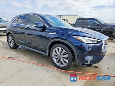 Czwarte zdjęcie samochodu z boku: 2020 INFINITI QX50 LUXE VIN:3PCAJ5M13LF116249 - miniatura
