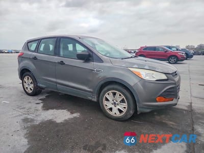 Czwarte zdjęcie samochodu z boku: 2013 FORD ESCAPE S VIN:1FMCU0F75DUD32662 - miniatura