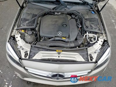 Zdjęcie 11 z 13 samochodu: 2019 MERCEDES-BENZ C 300 4MATIC VIN:55SWF8EB7KU299748 - miniatura