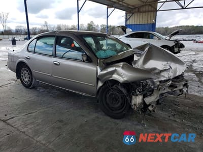 Czwarte zdjęcie samochodu z boku: 1996 NISSAN MAXIMA GLE VIN:JN1CA21D2XT206777 - miniatura