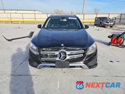 Piąte zdjęcie samochodu w środku: 2017 MERCEDES-BENZ GLC 300 VIN:WDC0G4JB4HF171534 - miniatura