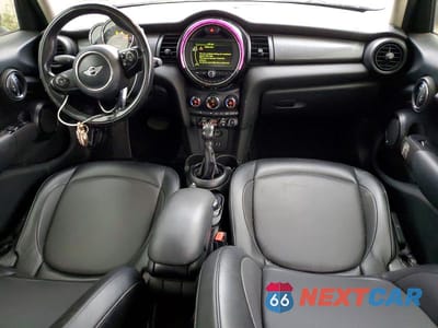 Zdjęcie 8 z 12 samochodu: 2018 MINI COOPER VIN:WMWXU1C55J2F79895 - miniatura