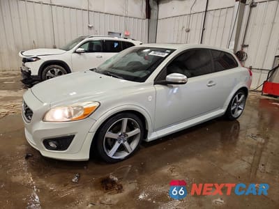 2012 VOLVO C30 T5 YV1672MK6C2265411 - główne zdjęcie licytacji z USA - miniatura