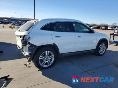 Trzecie zdjęcie samochodu z tyłu: 2022 MERCEDES-BENZ GLA 250 4MATIC VIN:W1N4N4HB0NJ322941 - miniatura