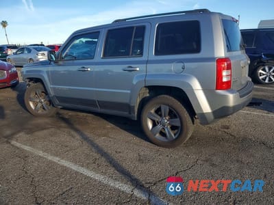 Drugie zdjęcie samochodu z przodu: 2015 JEEP PATRIOT LATITUDE VIN:1C4NJRFB8FD218298 - miniatura