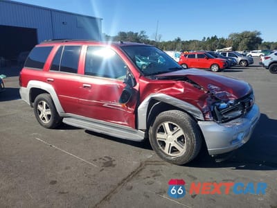 Czwarte zdjęcie samochodu z boku: 2005 CHEVROLET TRAILBLAZER LS VIN:1GNDS13S452306264 - miniatura