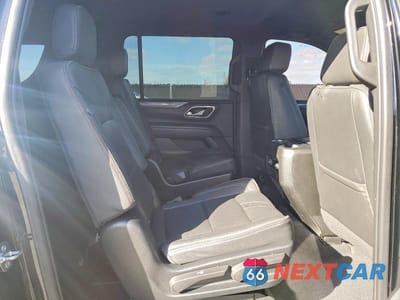 Zdjęcie 11 z 14 samochodu: 2022 CHEVROLET SUBURBAN RST 5.3 V8 VIN:1GNSCEKD3NR361035 - miniatura