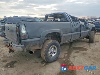 Trzecie zdjęcie samochodu z tyłu: 2004 GMC SIERRA K2500 HEAVY DUTY VIN:1GTHK29254E249030 - miniatura