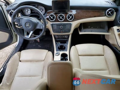 Zdjęcie 8 z 14 samochodu: 2017 MERCEDES-BENZ GLA 250 VIN:WDCTG4EB5HJ357698 - miniatura