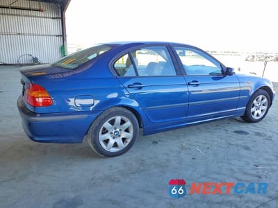 Trzecie zdjęcie samochodu z tyłu: 2002 BMW 325 I VIN:WBAEV33462KL65360 - miniatura