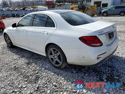 Drugie zdjęcie samochodu z przodu: 2017 MERCEDES-BENZ E 300 4MATIC VIN:WDDZF4KBXHA046233 - miniatura