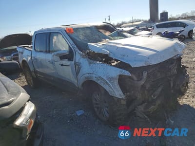 Czwarte zdjęcie samochodu z boku: 2025 FORD F150 KING RANCH VIN:1FTFW6LD0SFB54699 - miniatura