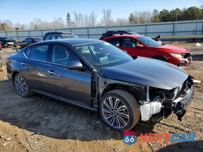 Czwarte zdjęcie samochodu z boku: 2025 NISSAN ALTIMA SL VIN:1N4BL4EV9SN413347 - miniatura