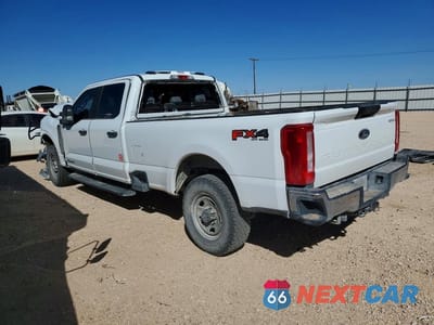 Drugie zdjęcie samochodu z przodu: 2024 FORD F350 SUPER DUTY VIN:1FT8W3BT4REC93721 - miniatura